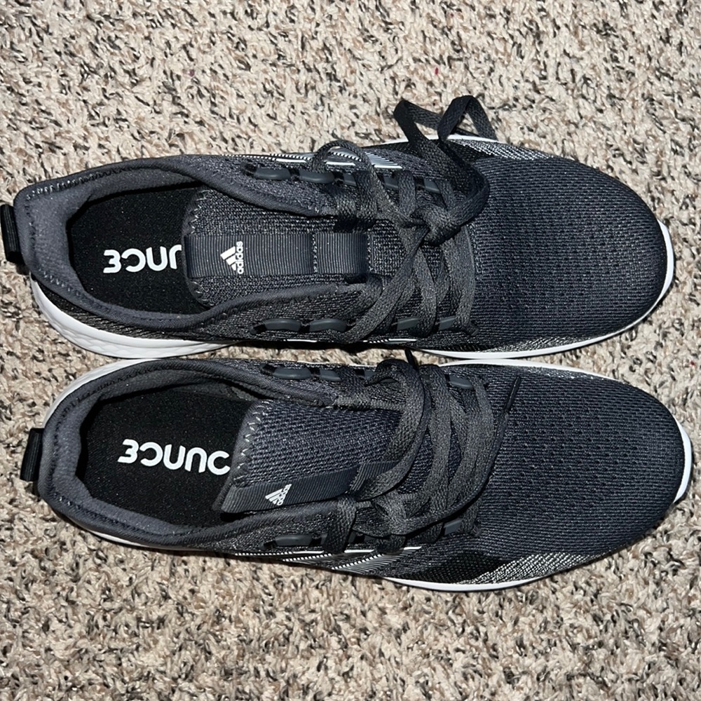 Adidas grey bounce shoes